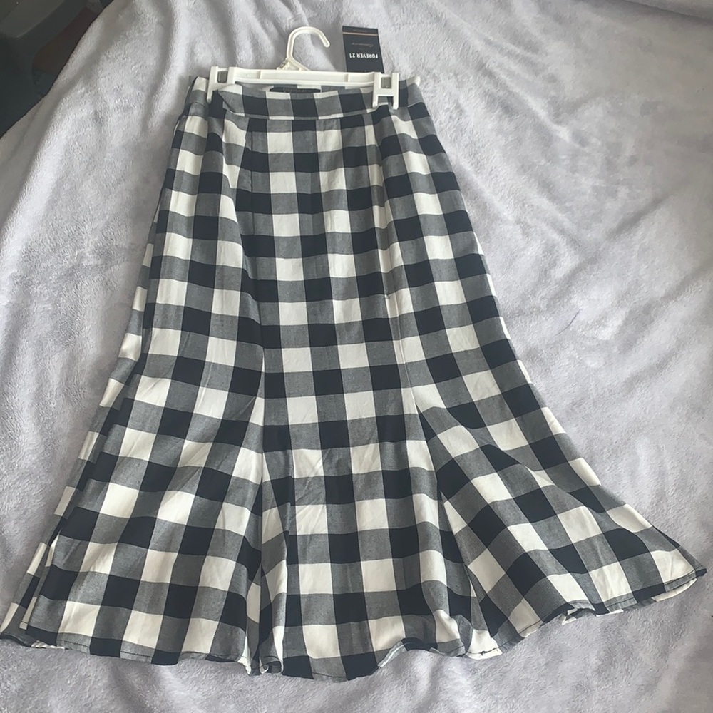 Forever 21 midi skirt; calf length